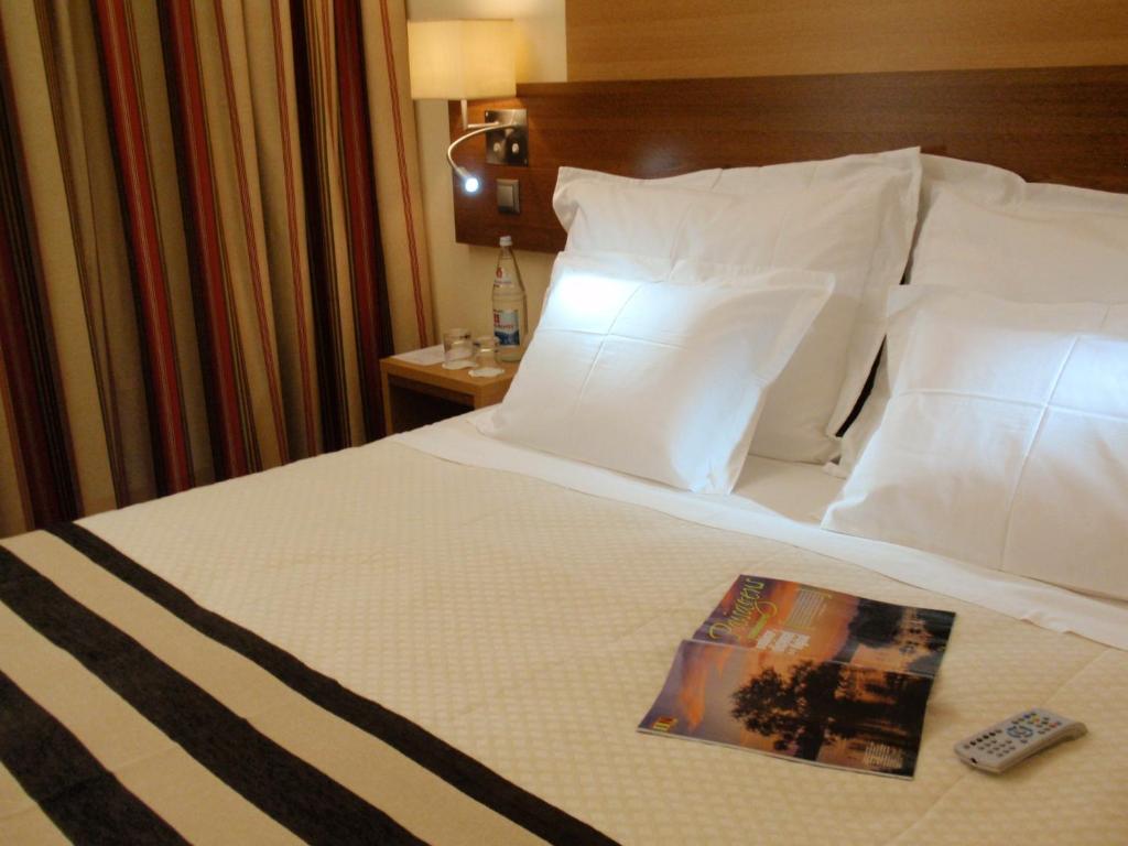 Small Double Room,67533290:JPEG